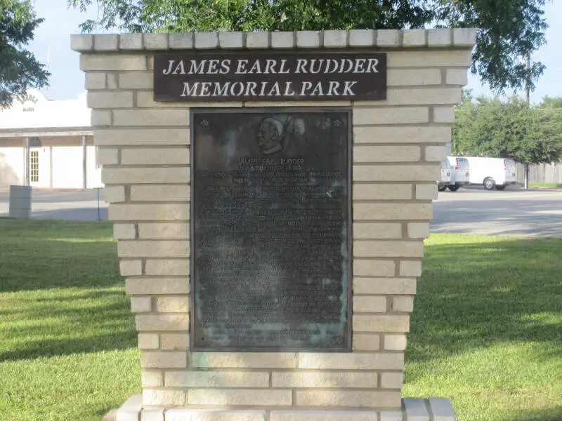 James Earl Rudder Memorial Plazac Edenc Tx Img